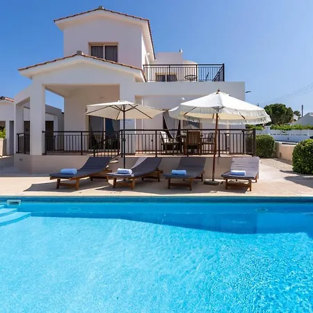 Willa Coralia Dreams - Central Coral Bay, 5 Mins Walking To Main Strip, 2 Mins To The Beach