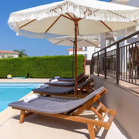 וילה Coralia Dreams - Central Coral Bay, 5 Mins Walking To Main Strip, 2 Mins To The Beach קורל ביי