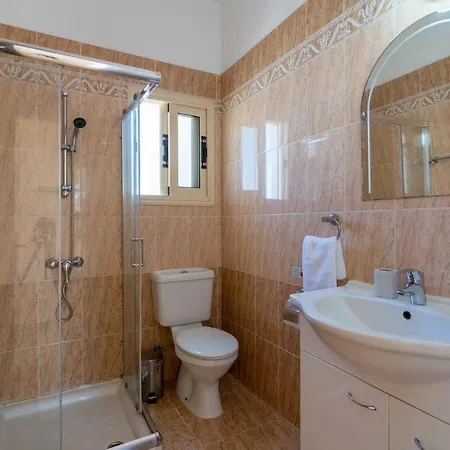 Villa Coralia Dreams - Central Coral Bay, 5 Mins Walking To Main Strip, 2 Mins To The Beach Coral Bay